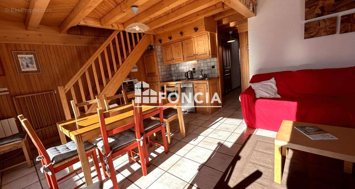 Appartement à HAUTELUCE