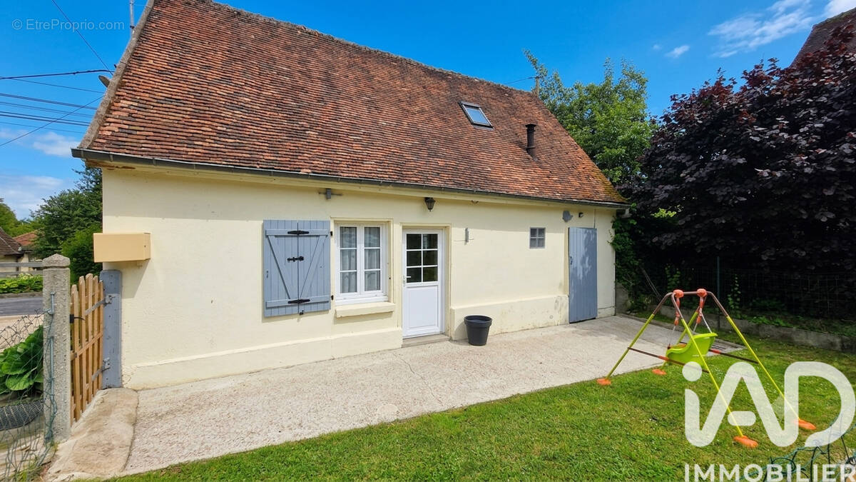 Photo 1 - Maison à SAVIGNIES