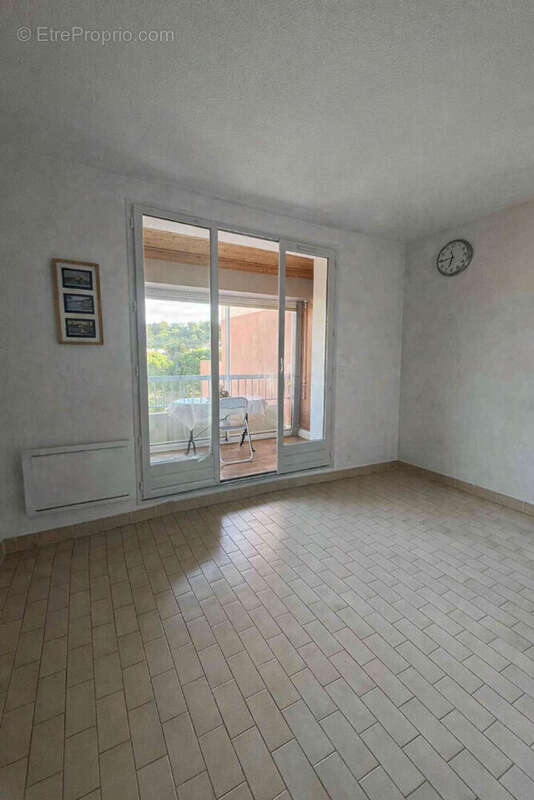 Appartement à CARRY-LE-ROUET