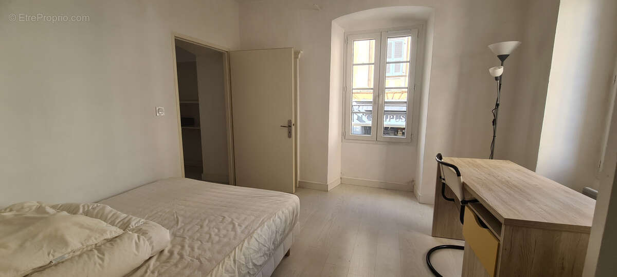A vendre : appartement F3 57m2 centre ville - photo 10