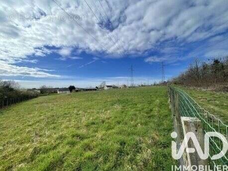 Terrain 8880 m² à Villeneuve-Sur-Yonne  - photo 5