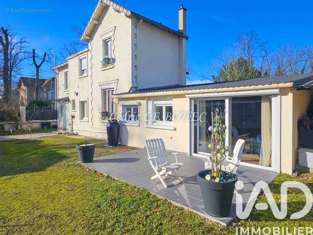 Photo 1 - Maison à BEAUCHAMP