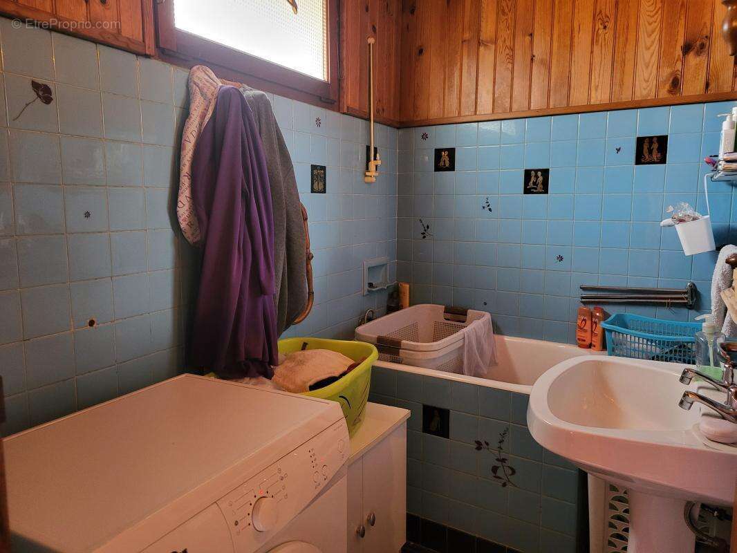 Maison à LEZIGNAN-LA-CEBE