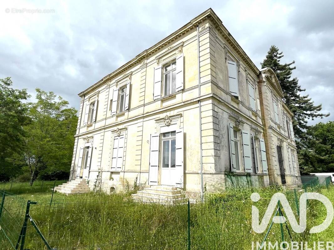Photo 1 - Appartement à CARIGNAN-DE-BORDEAUX