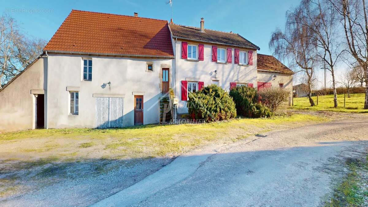 Maison à BOURBON-L'ARCHAMBAULT