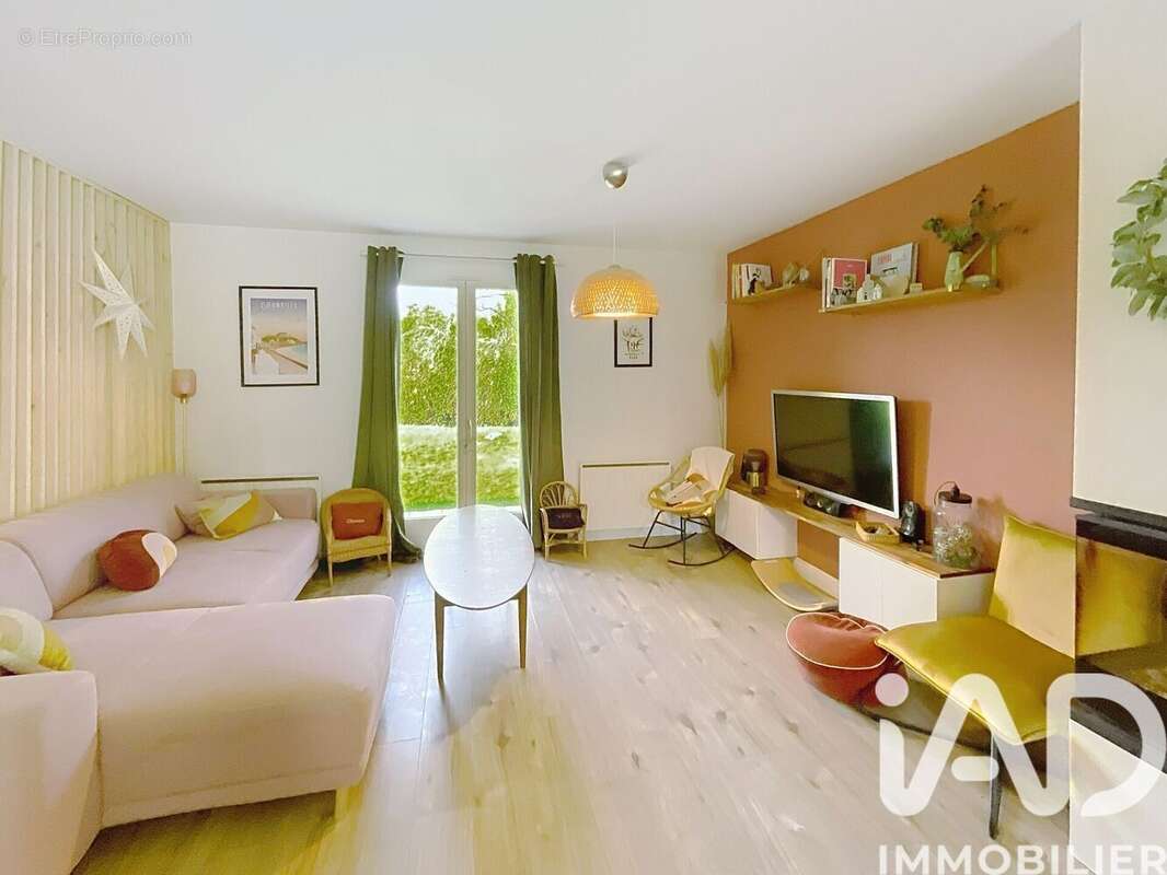 Photo 2 - Maison à RICHEBOURG