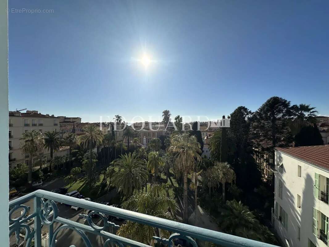 Appartement à MENTON