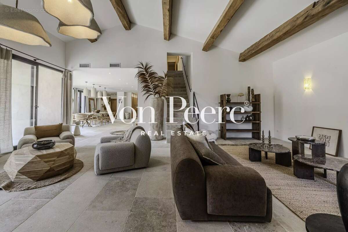 Maison à SAINT-REMY-DE-PROVENCE