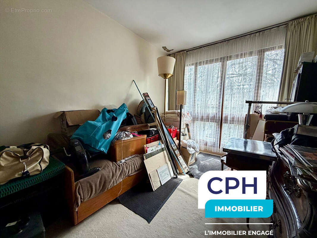 Appartement 5 pièces à vendre au Chesnay Rocquencourt - Fort potentiel à rénover - photo 4