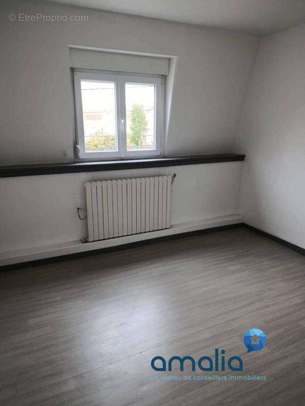 Maison à MONTIGNY-EN-GOHELLE