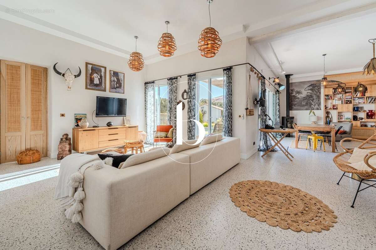 Maison à UZES