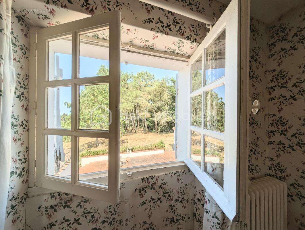 Maison bourgeoise proche bourg avec grand terrain - a renover - photo 7