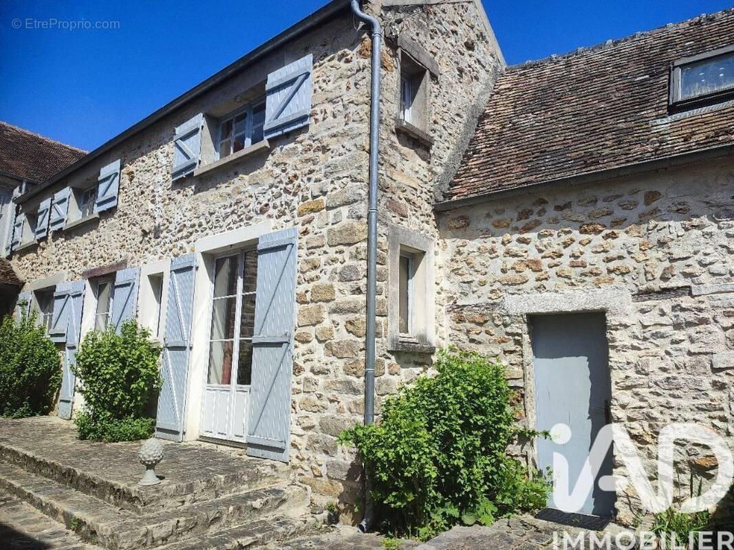 Photo 1 - Maison à HERICY