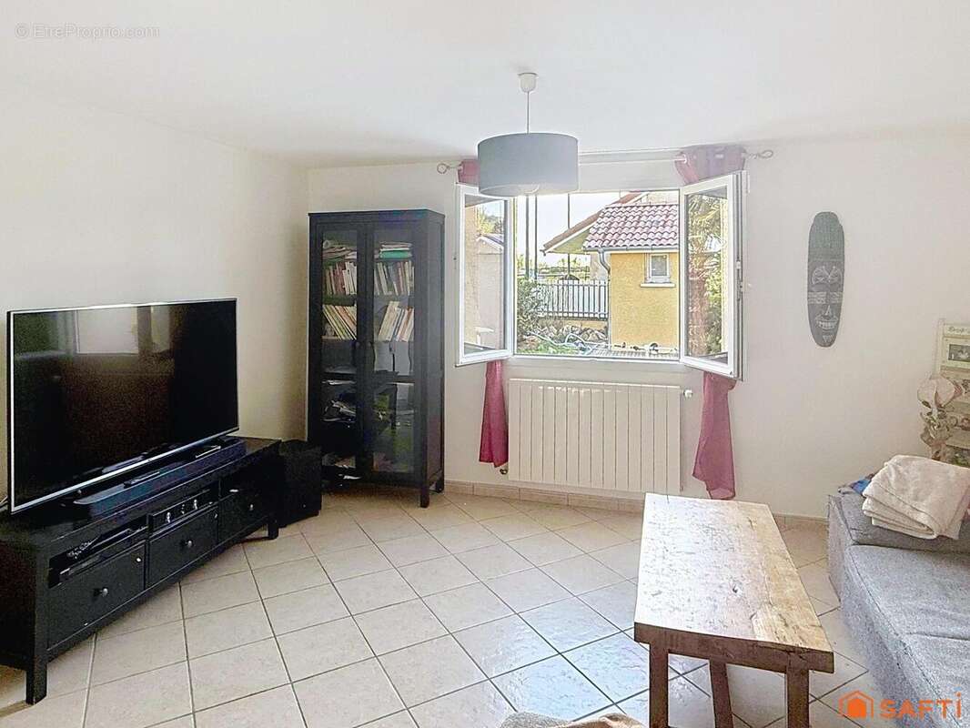 Photo 6 - Maison à LUZINAY