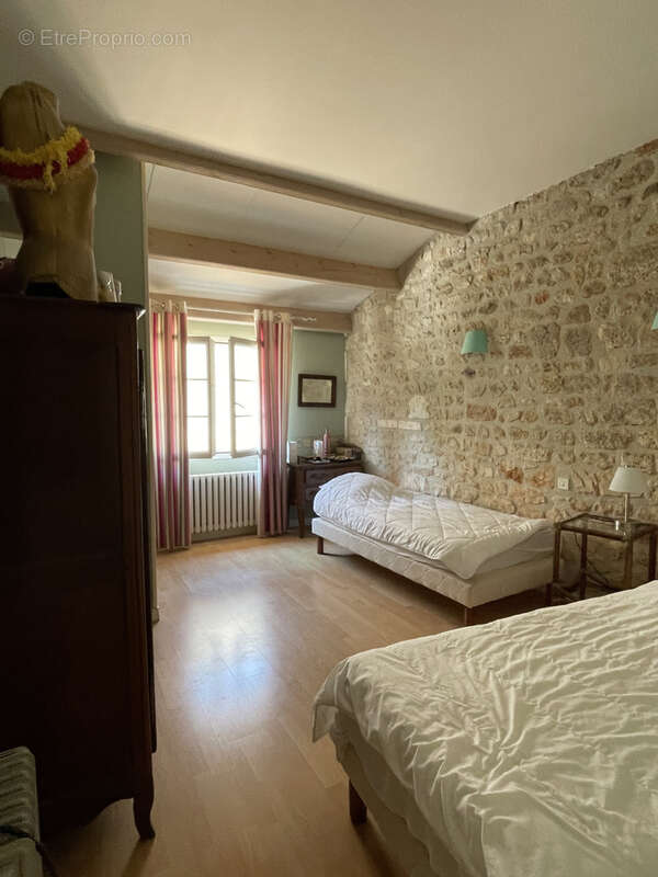 Maison à TOUVRE