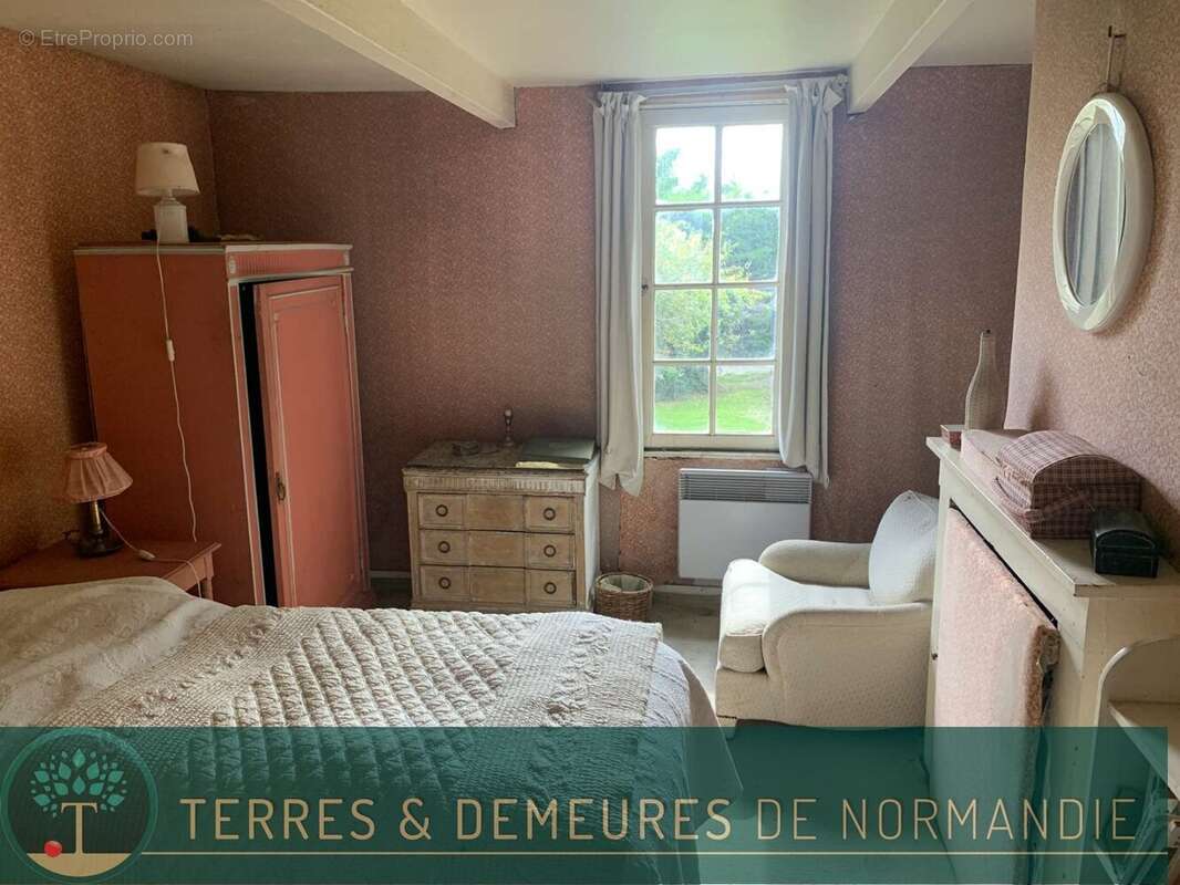 Maison à PONT-L'EVEQUE