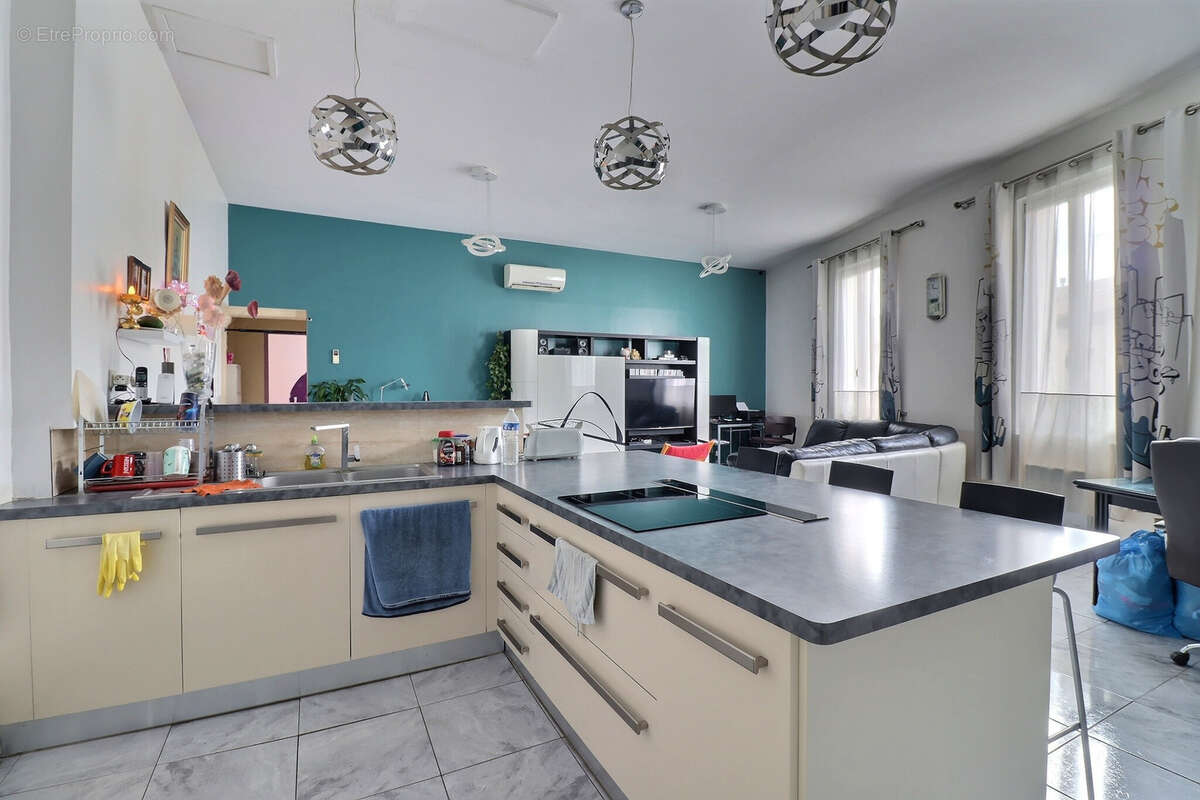 Appartement à LUNEL