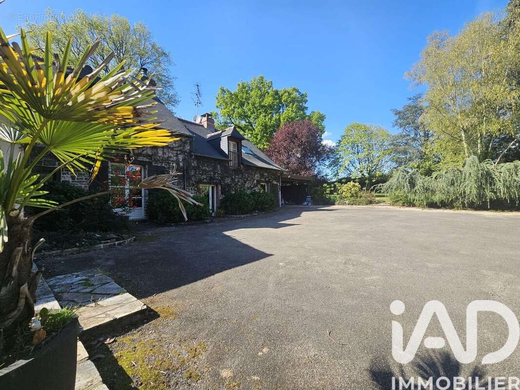 Photo 2 - Maison à VERN-SUR-SEICHE