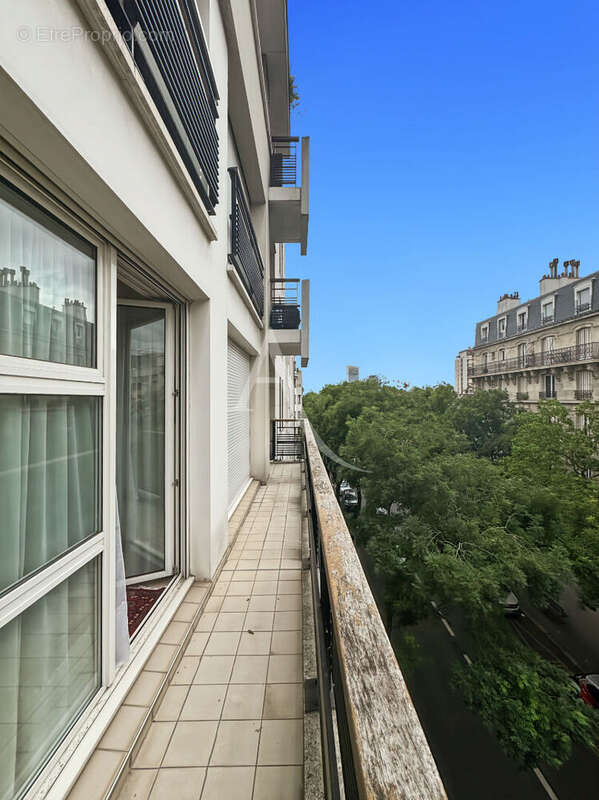 Appartement à PARIS-12E