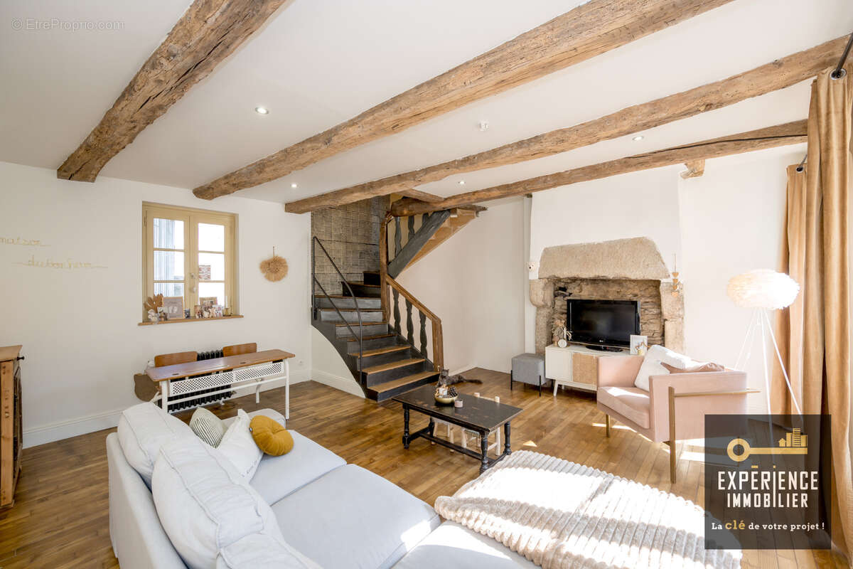 Maison à MONCONTOUR