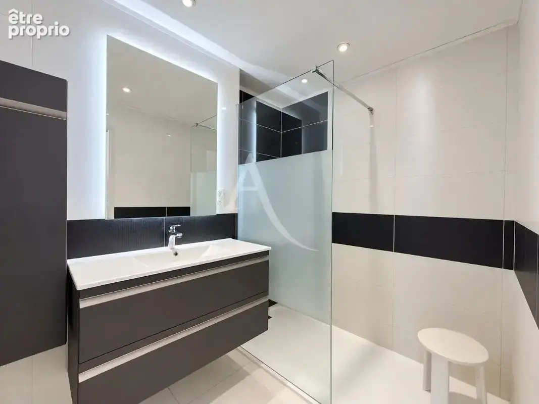 Appartement Balaruc Les Bains 4 pièce(s) 88 m2 avec garage - photo 8