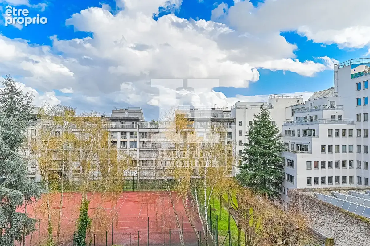 Exclusivité. Gare de l'Est / Square Verdun. Appartement 2 pièces de 43.42 m2 - photo 4