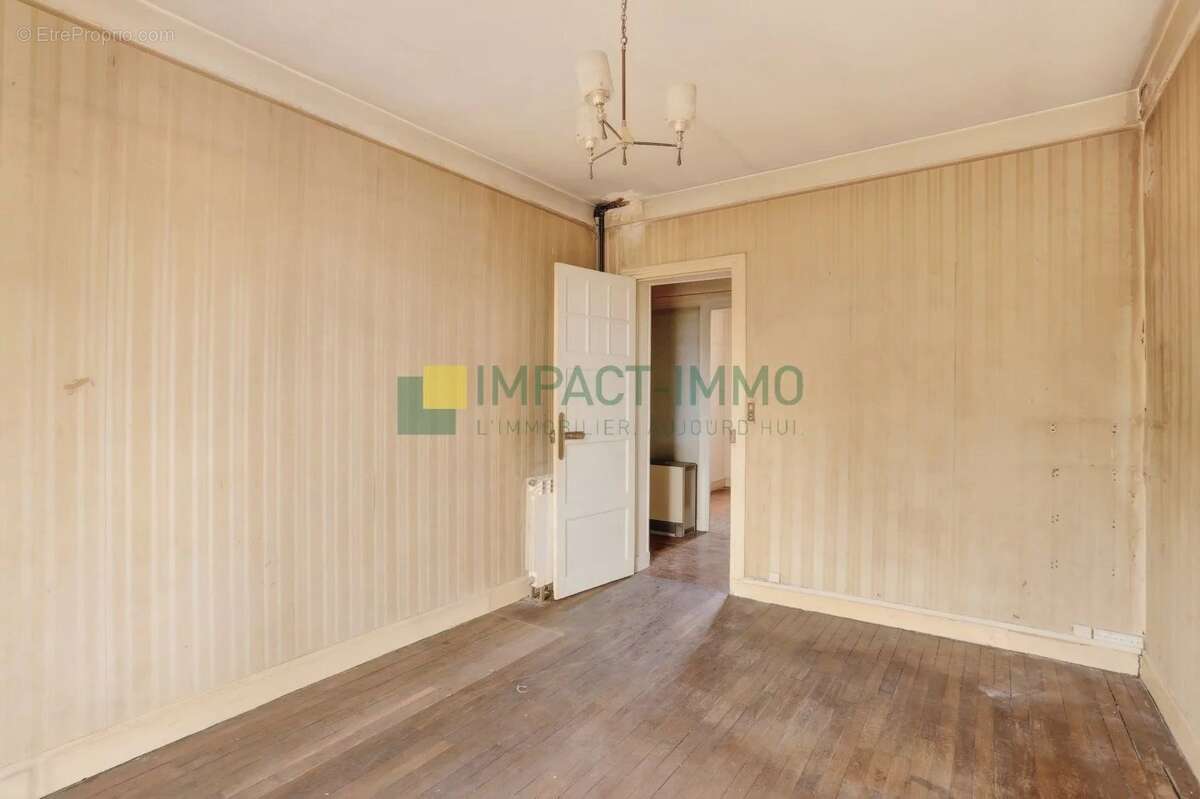 Appartement à CLICHY