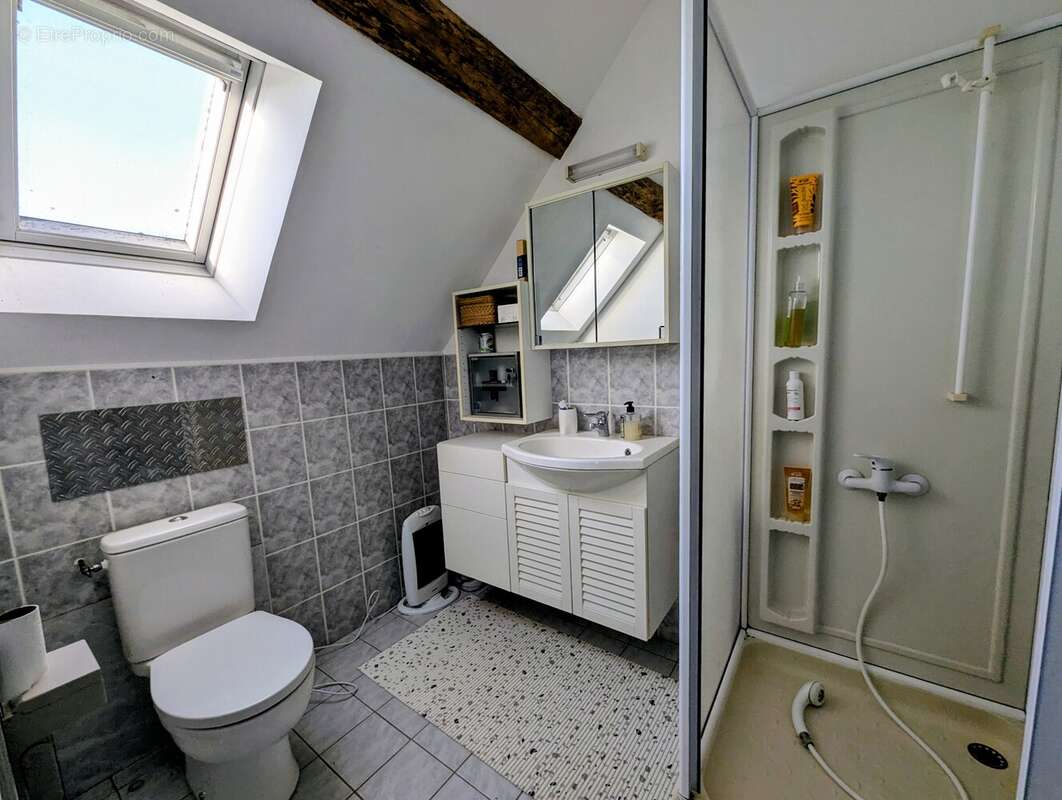 Maison à POULIGNY-NOTRE-DAME