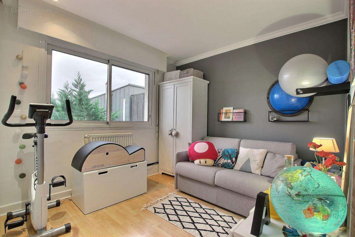 Appartement à COLOMBES