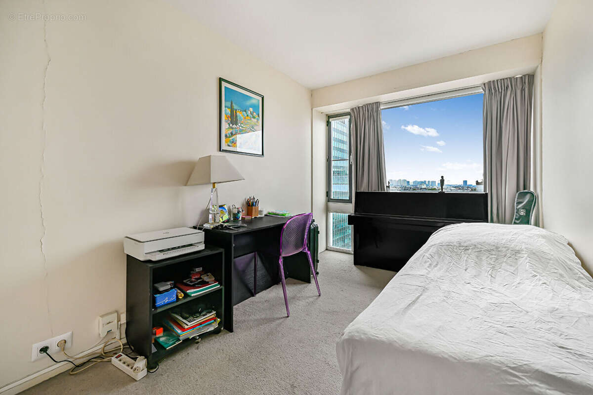 Appartement à PARIS-14E