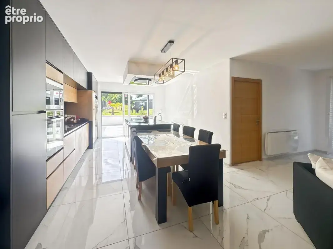 Maison entièrement de plain pied & en parfait état  - photo 6
