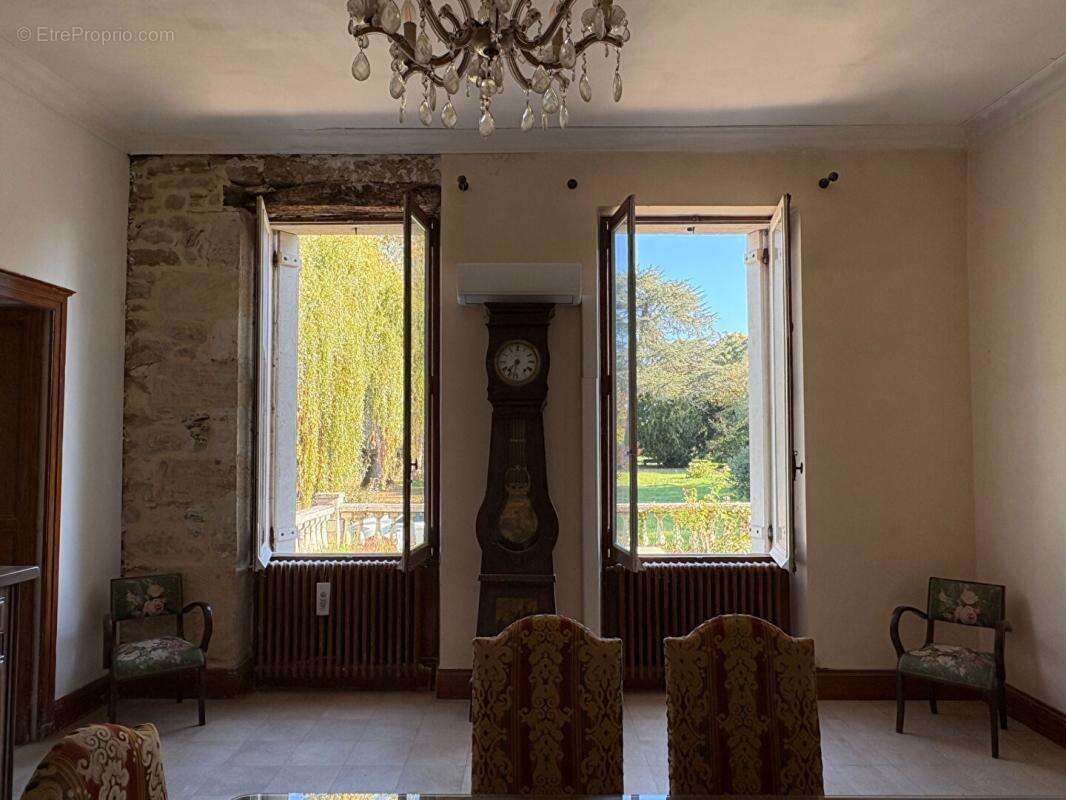 Maison à LAMOTHE-LANDERRON