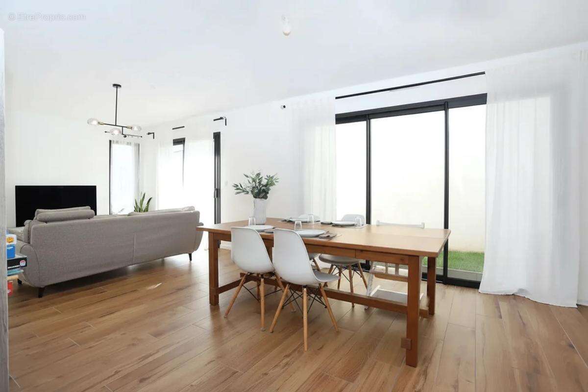 Maison de 5 pièces de 123 m² à La Bouëxière - photo 3