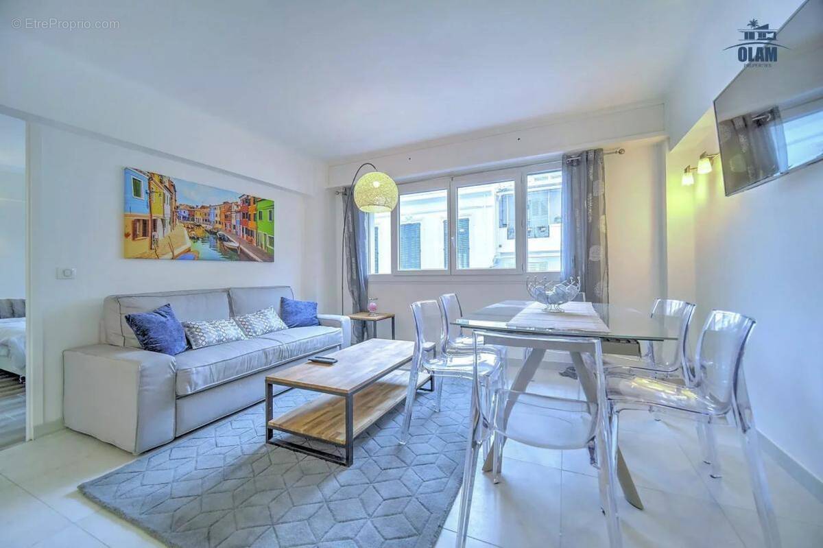 Appartement à CANNES