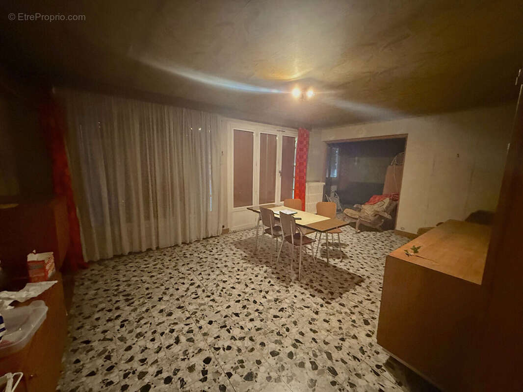 Maison à CHILLY-MAZARIN