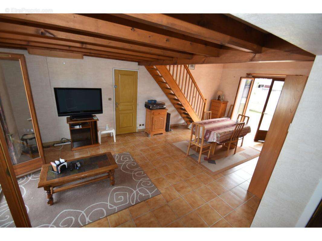 Maison à LA BREE-LES-BAINS