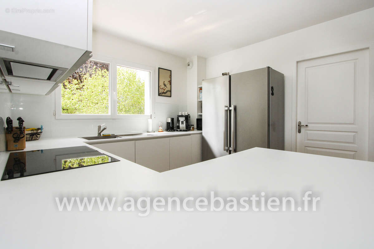 Appartement à SAINT-GENIS-POUILLY