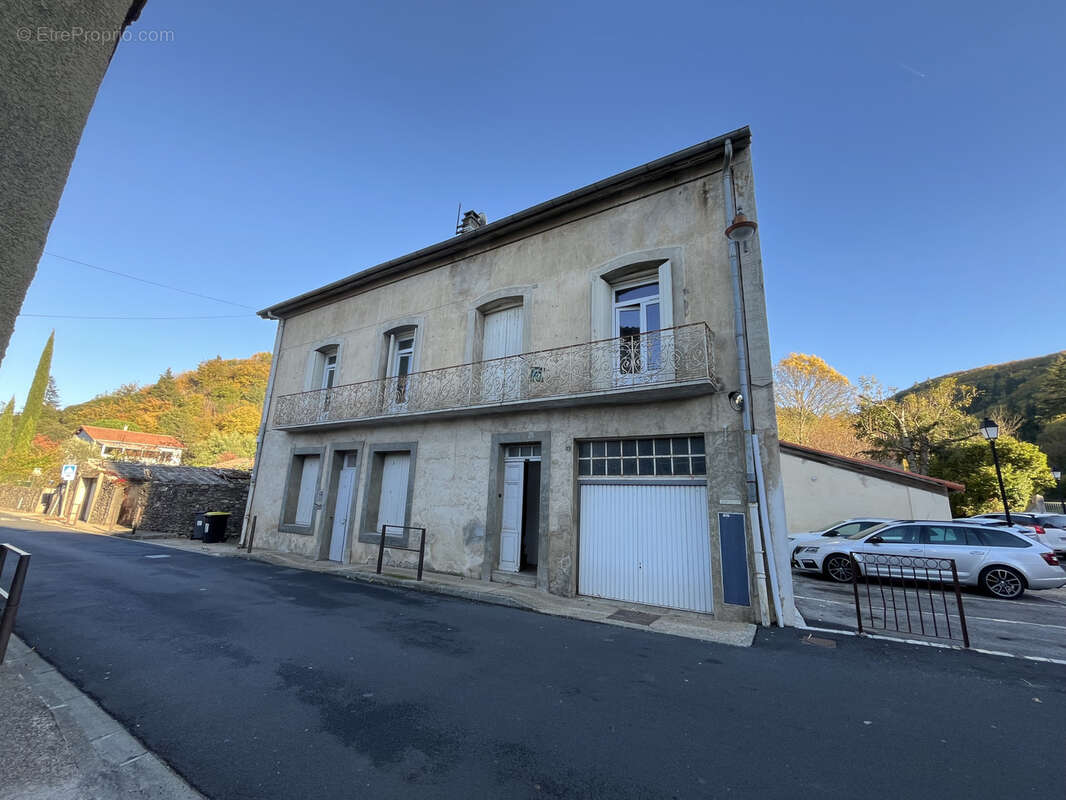 Maison à SAINT-GERVAIS-SUR-MARE