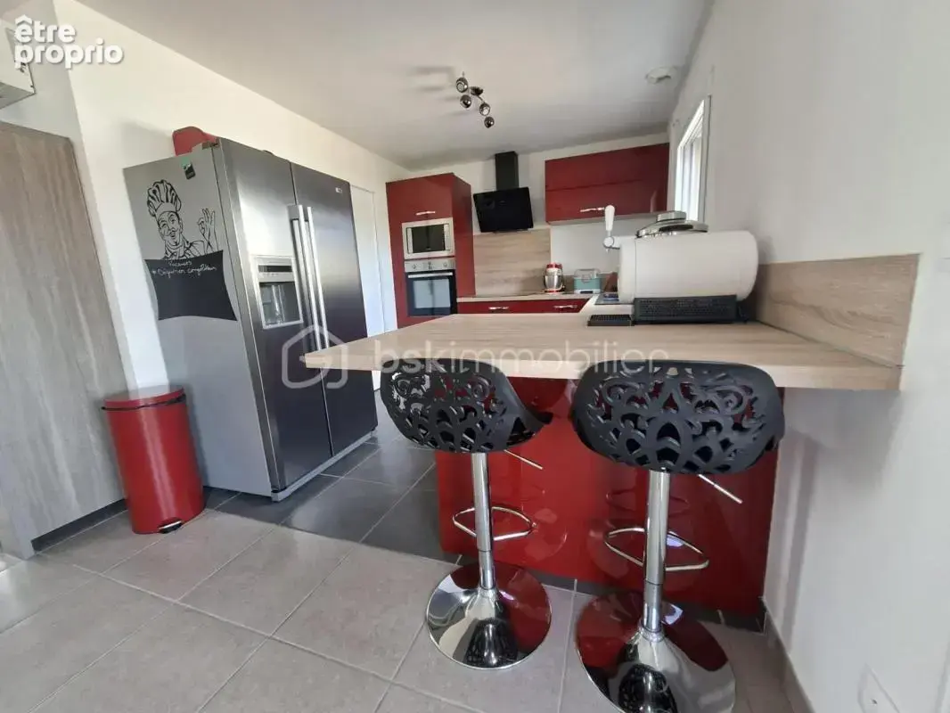 Maison T4 au calme en parfait état - photo 8