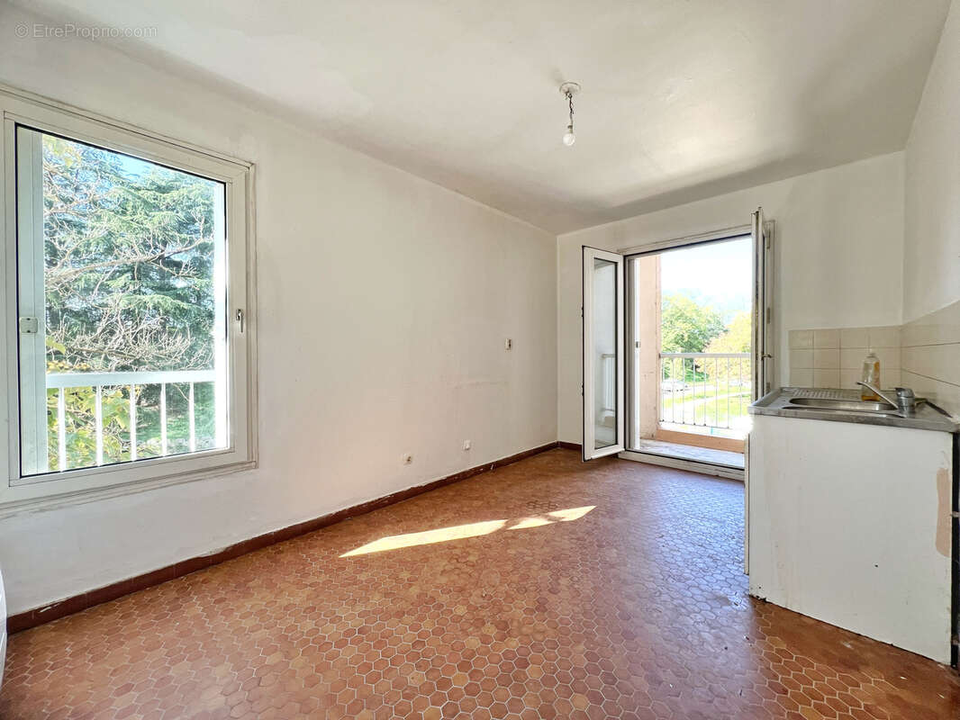 Appartement à LYON-8E