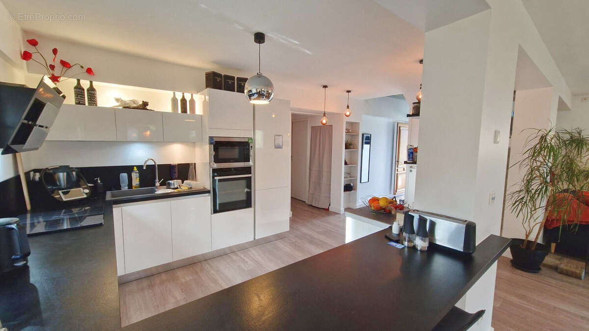 VIVIERS DU LAC appartement T6duplex récent - photo 6