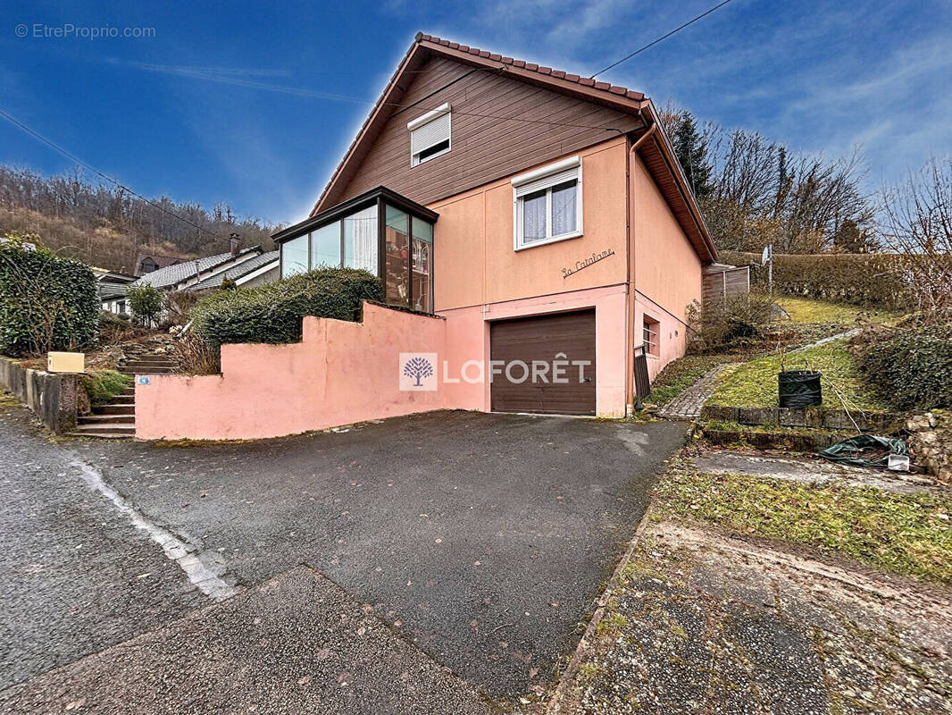 Maison à DANNEMARIE