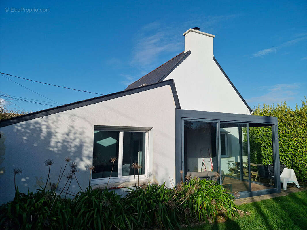 Maison à LAMPAUL-PLOUARZEL