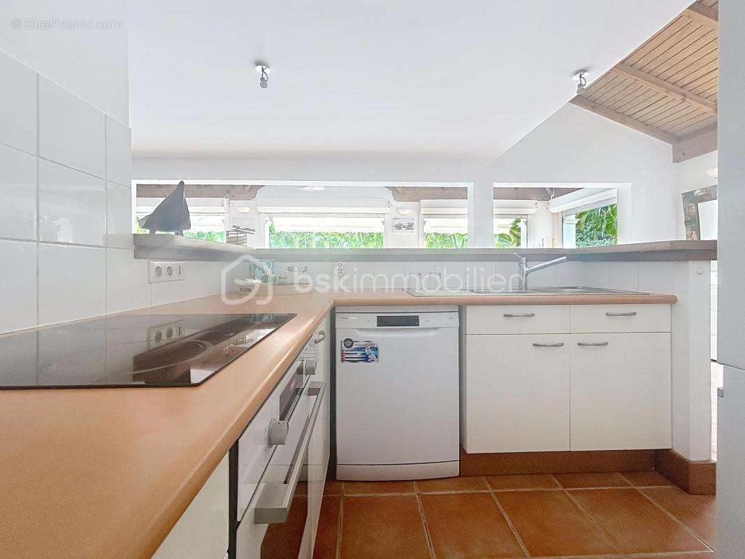 Villa T4 de standing meublée avec piscine - photo 11