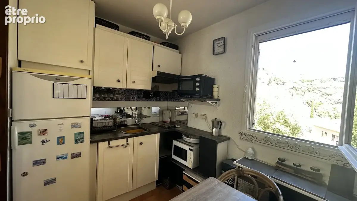 Appartement de type T2 à  Bormes les Mimosas à vendre avec une place de parking. - photo 4