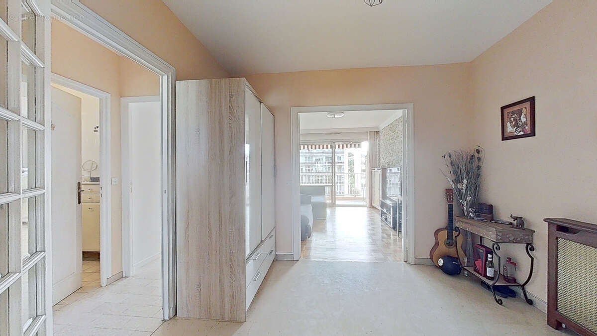 Appartement à LYON-5E