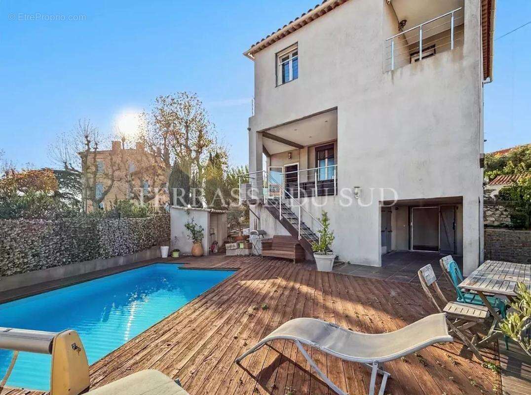 Maison à MARSEILLE-11E