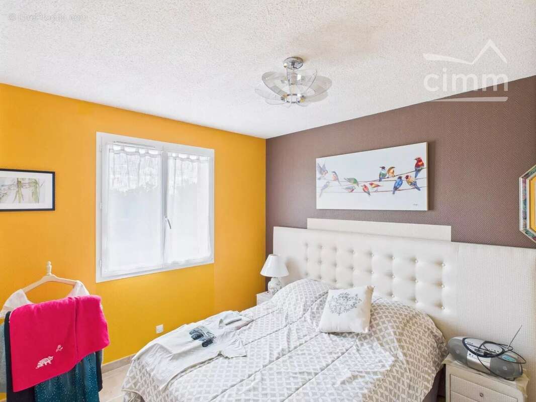 Maison à LABLACHERE