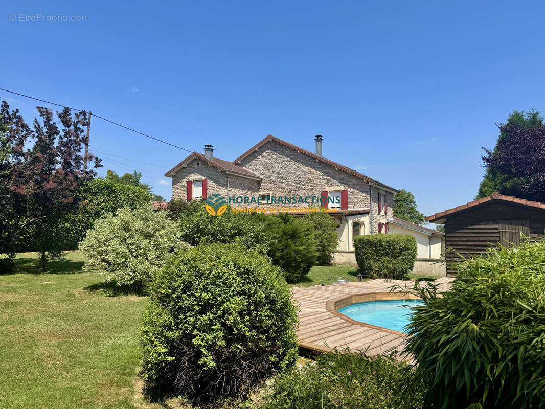 Maison à LUXEUIL-LES-BAINS
