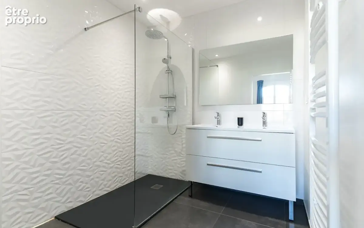 Maison de ville 7 pièces entièrement rénovée sur une belle parcelle - photo 9